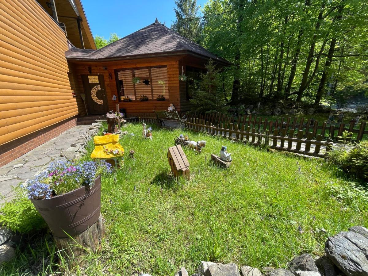 Grunok (Adults Only) Hotel Pilipets Exterior photo