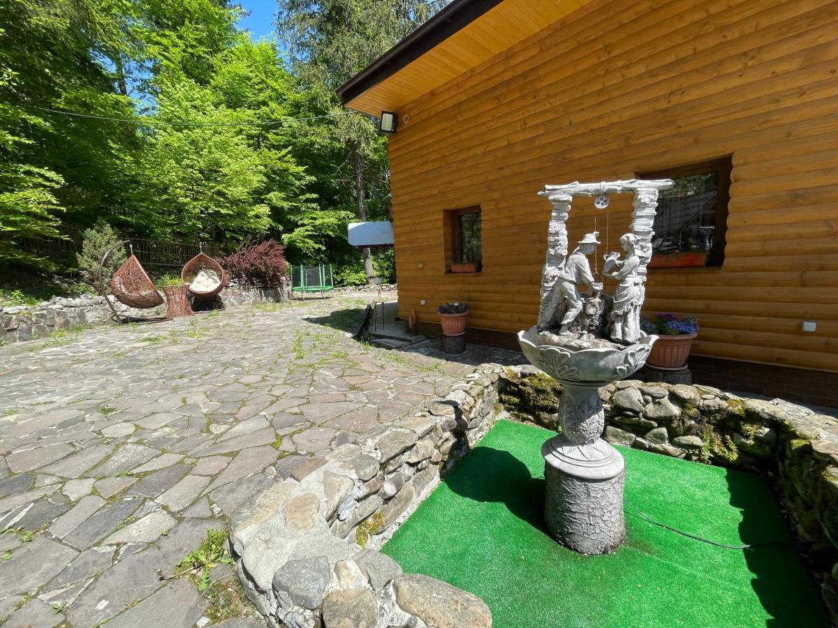 Grunok (Adults Only) Hotel Pilipets Exterior photo