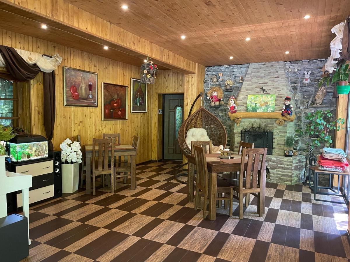 Grunok (Adults Only) Hotel Pilipets Exterior photo