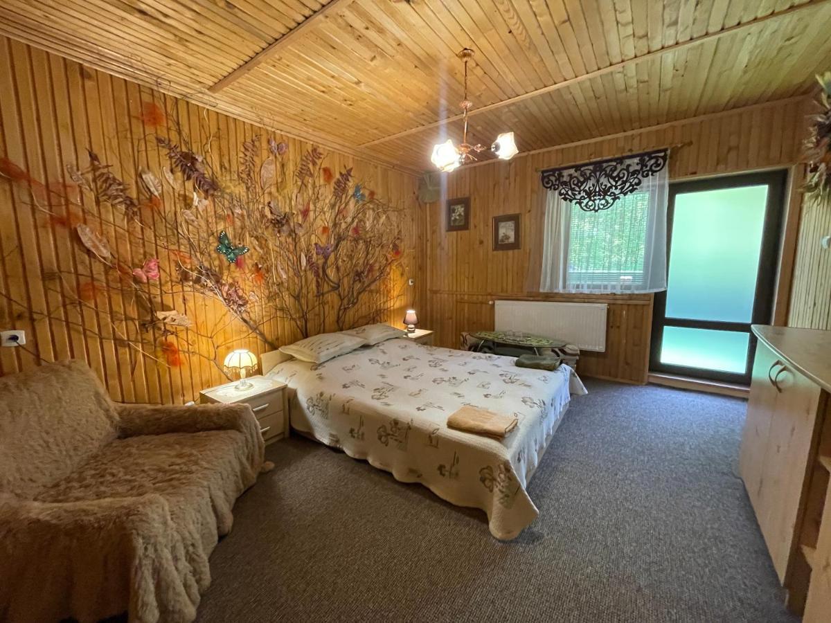 Grunok (Adults Only) Hotel Pilipets Exterior photo